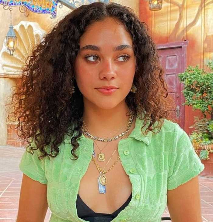 Alexa Montes' Age, Height, and Figure