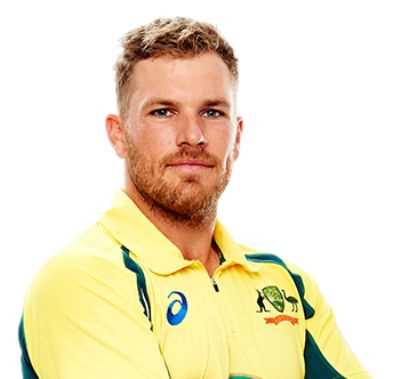 Amy Griffiths (Aaron Finch’s Wife): Biography, Age, Height, Figure, Net Worth