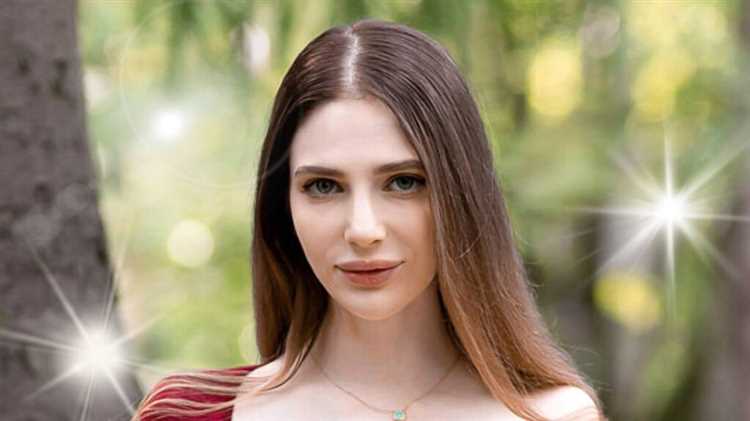 Blondie Fesser: Biography, Age, Height, Figure, Net Worth