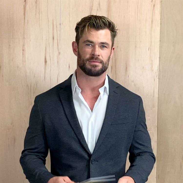 Chris Hemsworth: Biography, Age, Height, Figure, Net Worth