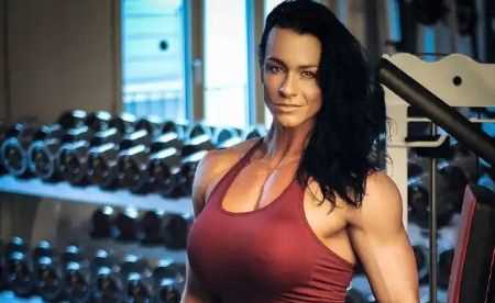 Cindy Landolt: Biography, Age, Height, Figure, Net Worth