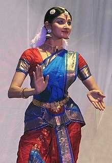 Physical Appearance and Figure of Divya Unni