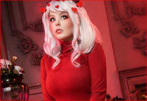 Helly Valentine (Cosplayer): Biography, Age, Height, Figure, Net Worth