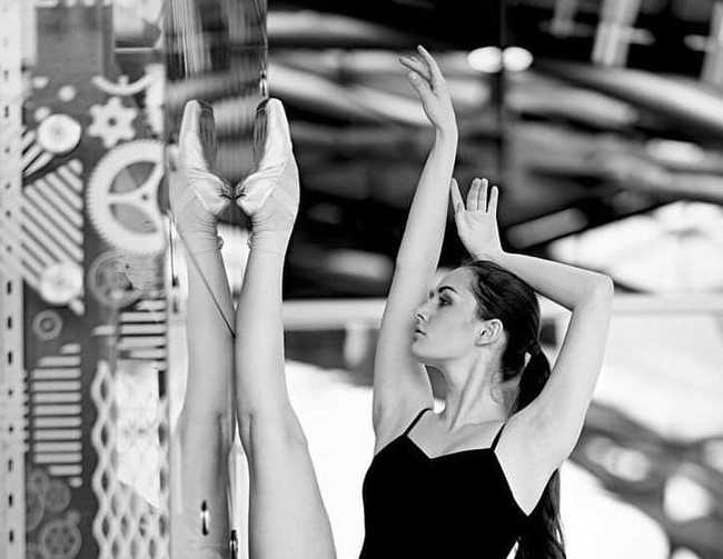Idalia Baryla: A Fitness Enthusiast with a Fit Figure