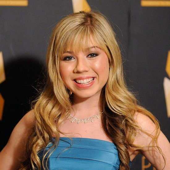 Jennette McCurdy: Biography, Age, Height, Figure, Net Worth