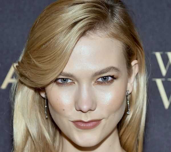 Karlie Kloss Biography: Age, Height, Figure, Net Worth - Bio-Famous.com