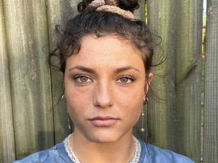 Jade Chynoweth: Biography, Age, Height, Figure, Net Worth