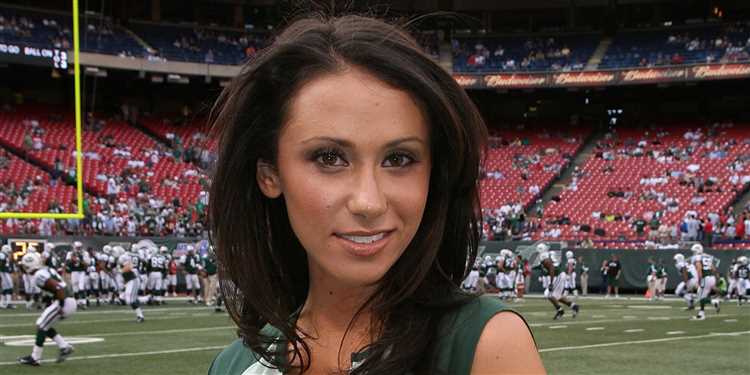 Jenn Sterger: Biography, Age, Height, Figure, Net Worth