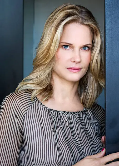 Joelle Carter: A Detailed Biography