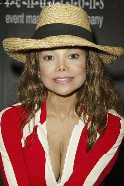 Latoya Jackson: Biography, Age, Height, Figure, Net Worth