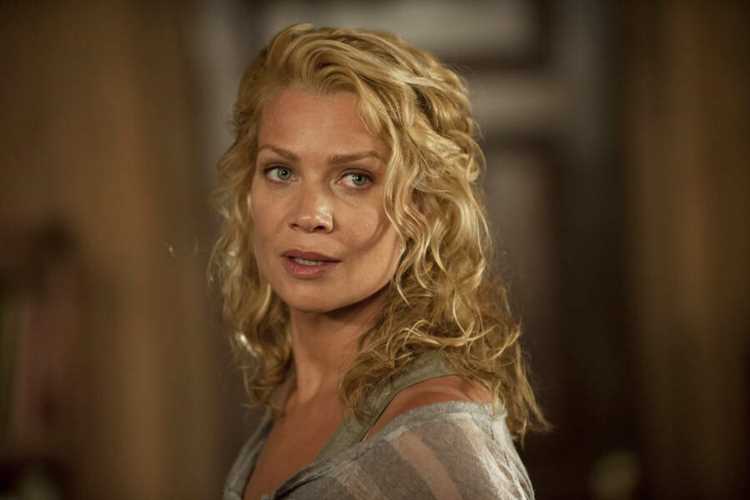 Laurie Holden: Biography, Age, Height, Figure, Net Worth