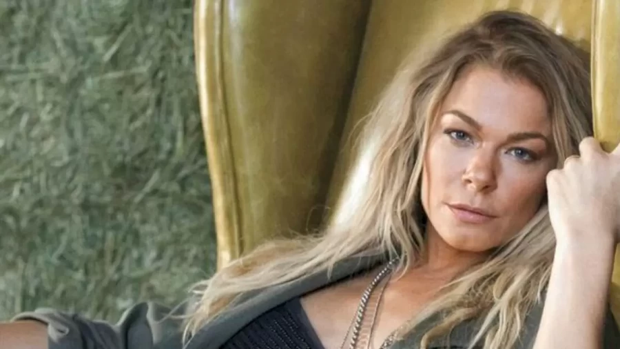 Leann Rimes: Biography, Age, Height, Figure, Net Worth