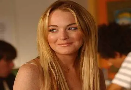 Lindsay Lohan: Age, Height, and Figure