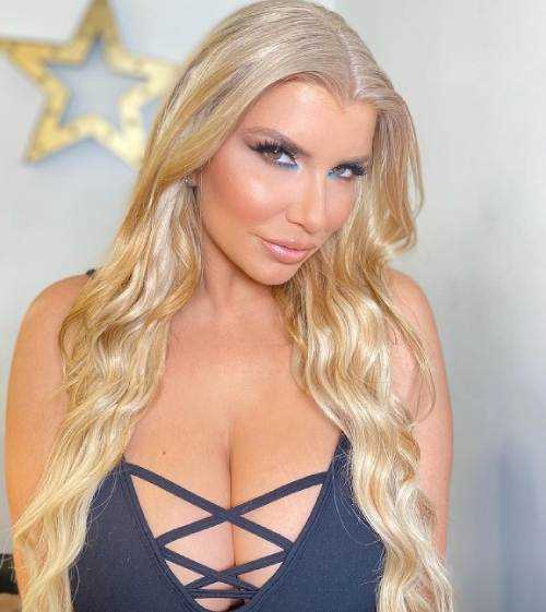 Milf Roni: Biography, Age, Height, Figure, Net Worth