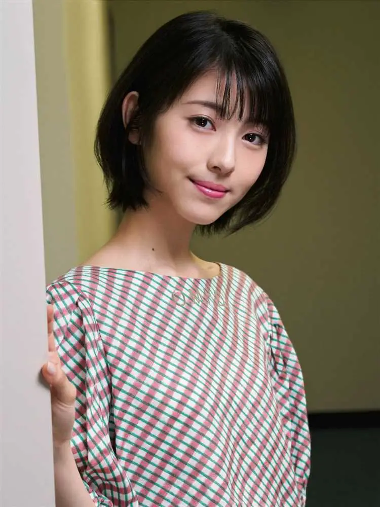 Minami Haduki: A Rising Star in the Japanese Entertainment Industry