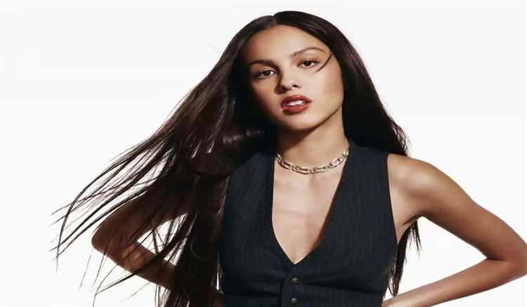 Olivia Grey: Biography, Age, Height, Figure, Net Worth