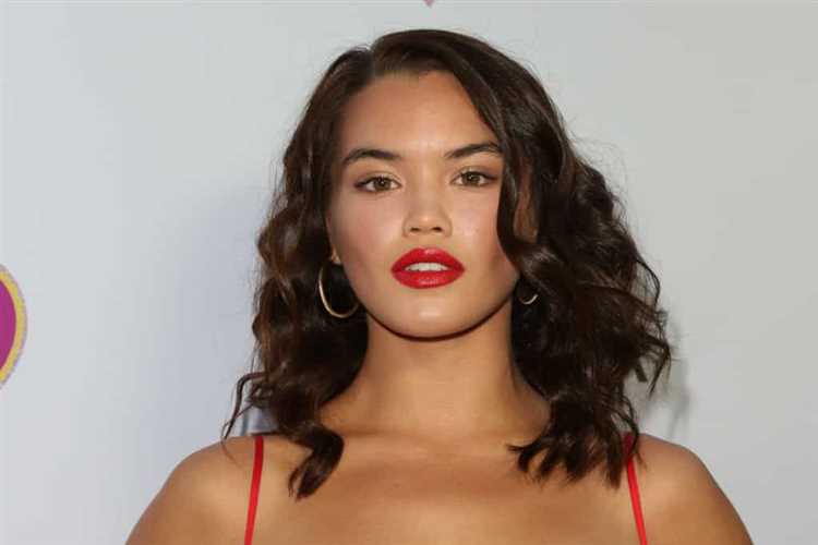 Paris Berelc: Biography, Age, Height, Figure, Net Worth