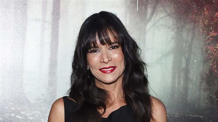 Patricia Velasquez: Biography, Age, Height, Figure, Net Worth