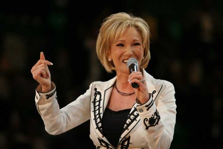 Paula White: Biography, Age, Height, Figure, Net Worth