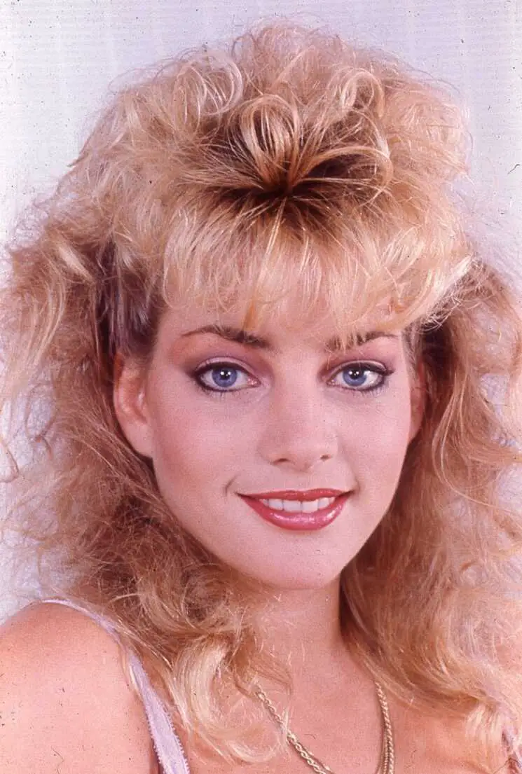 Samantha Strong: A Deep Dive into the Life, Age, Height, Figure, and Net Worth of the 80s Adult Star