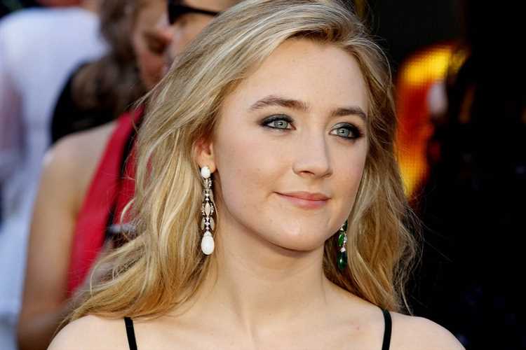 Saoirse Ronan: Biography, Age, Height, Figure, Net Worth