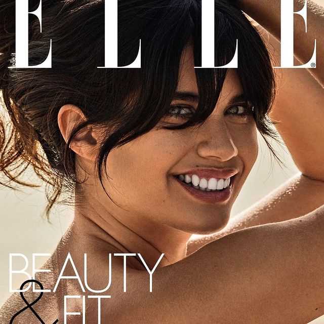 Sara Sampaio: Biography, Age, Height, Figure, Net Worth