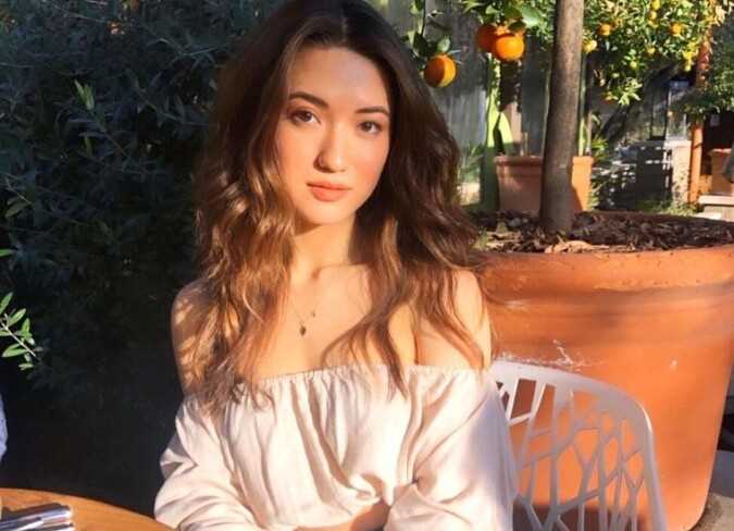 Shelby Rose: Biography, Age, Height, Figure, Net Worth