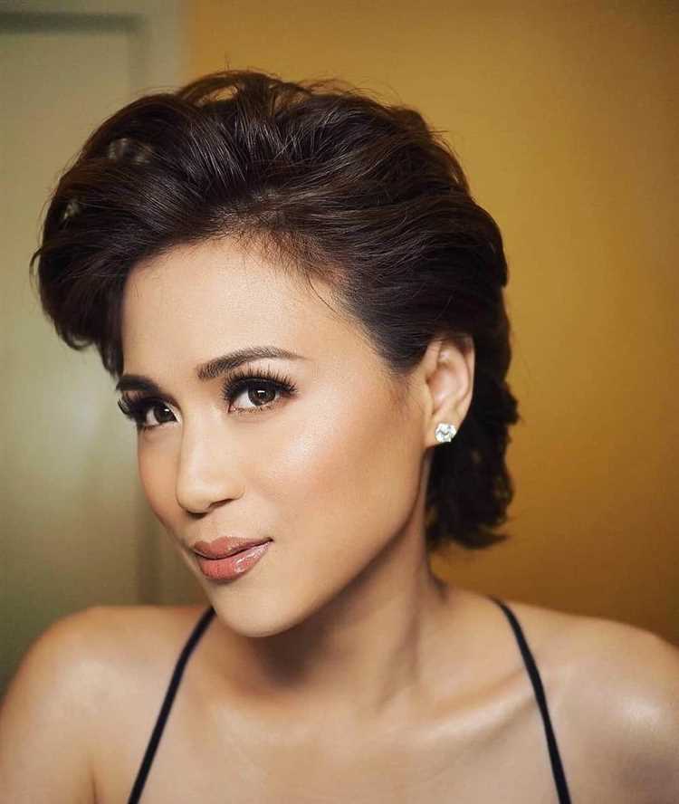 Vicky Reyes: Biography, Age, Height, Figure, Net Worth