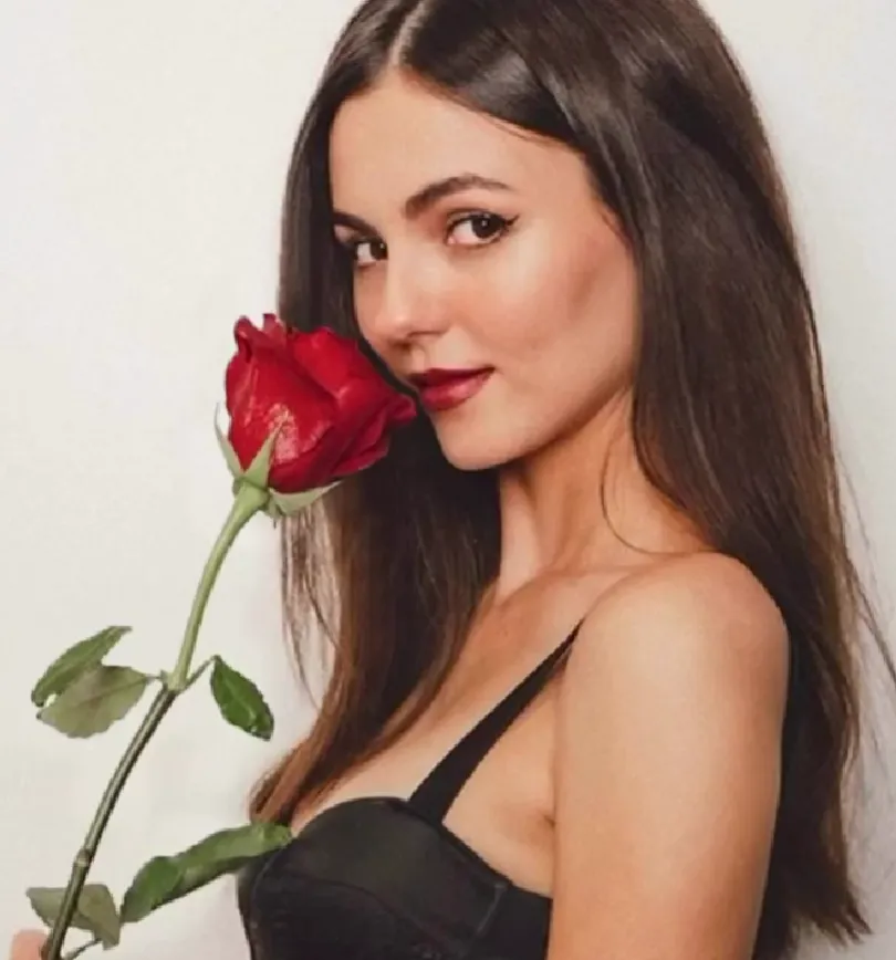 Victoria Justice: Biography, Age, Height, Figure, Net Worth