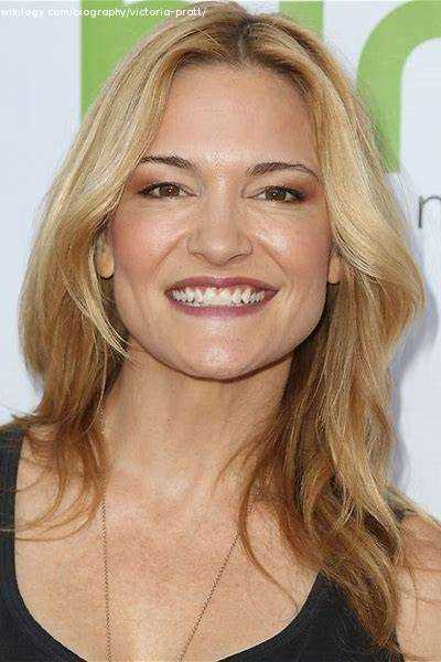 Victoria Pratt: Biography, Age, Height, Figure, Net Worth