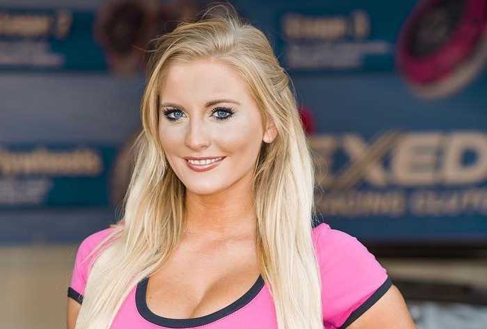 Cambria Joy: Biography, Age, Height, Figure, Net Worth