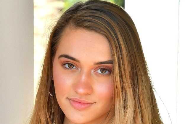 Sera Ryder: Biography, Age, Height, Figure, Net Worth