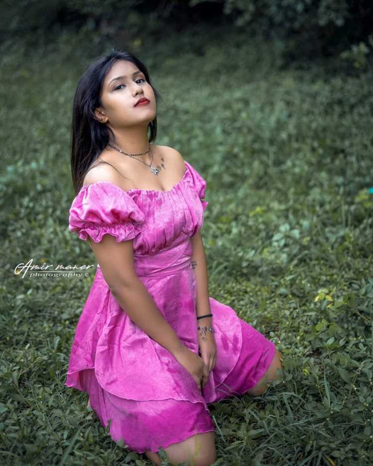 Tupur Chatterjee: Biography, Age, Height, Figure, Net Worth