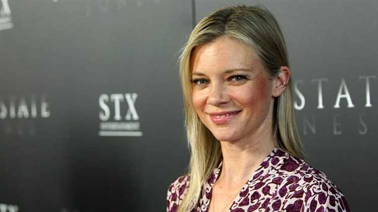 Amy Smart: Biography, Age, Height, Figure, Net Worth