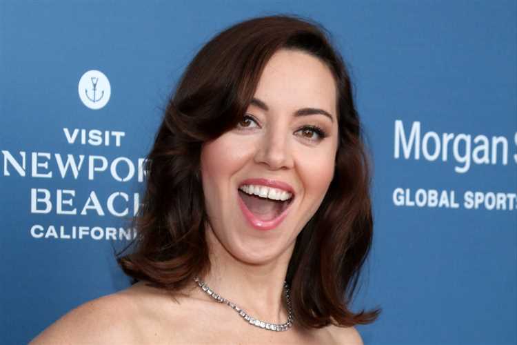 Aubrey Plaza: Biography, Age, Height, Figure, Net Worth