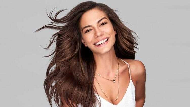 Ayline Brown: Biography, Age, Height, Figure, Net Worth