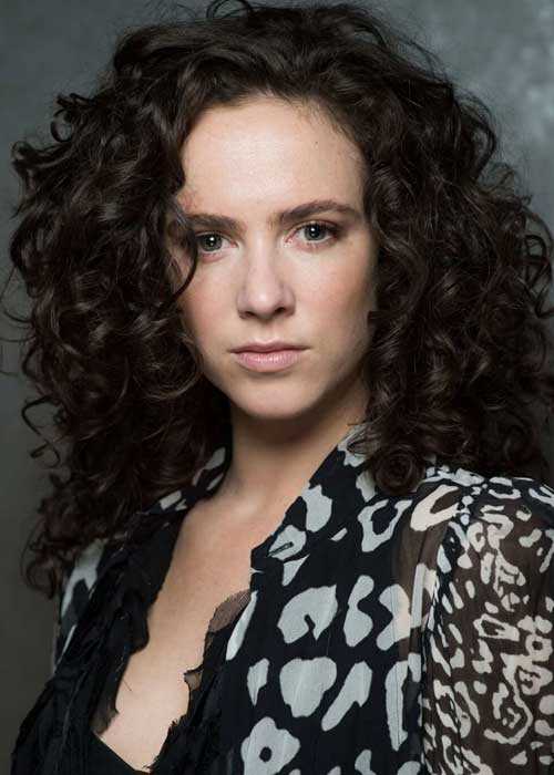 Amy Manson: Biography, Age, Height, Figure, Net Worth