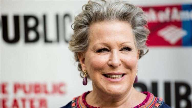 Bette Midler: A Comprehensive Biography