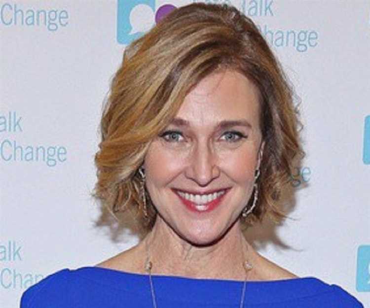 Brenda Strong: Biography, Age, Height, Figure, Net Worth