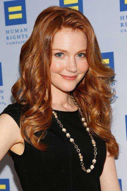 Darby Stanchfield: Biography, Age, Height, Figure, Net Worth