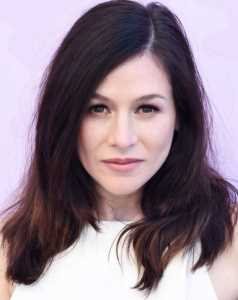 Yael Stone: Biography, Age, Height, Figure, Net Worth