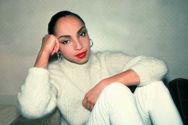 Dinah Sade: Biography, Age, Height, Figure, Net Worth