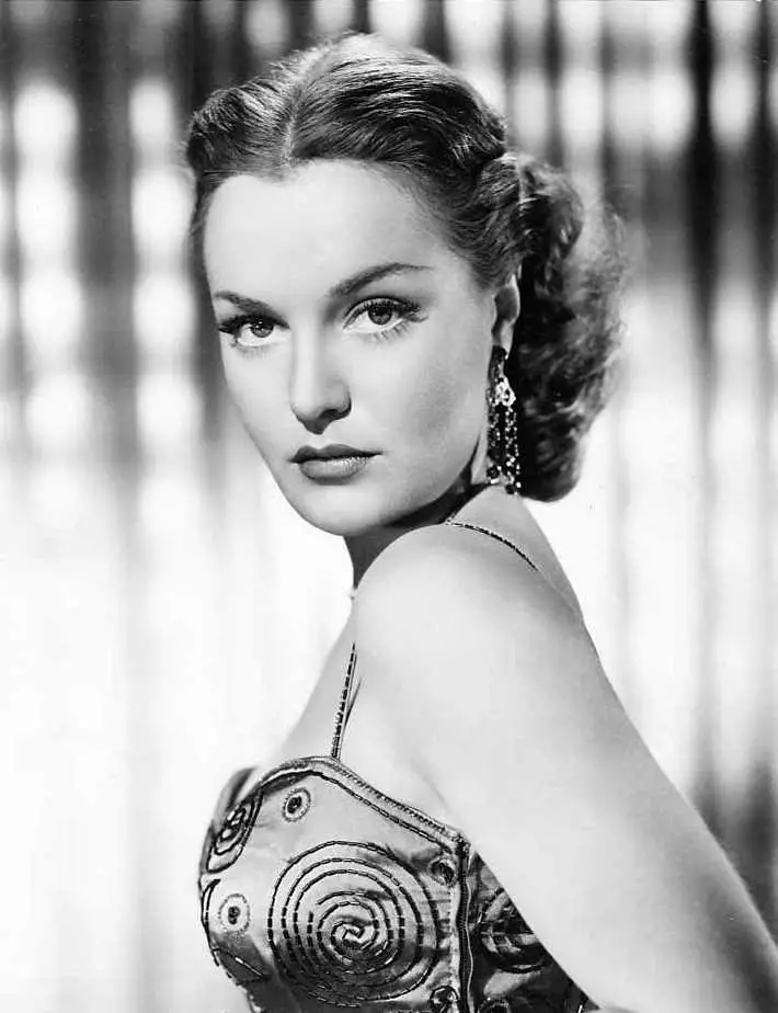Dorothy Hart: Biography, Age, Height, Figure, Net Worth