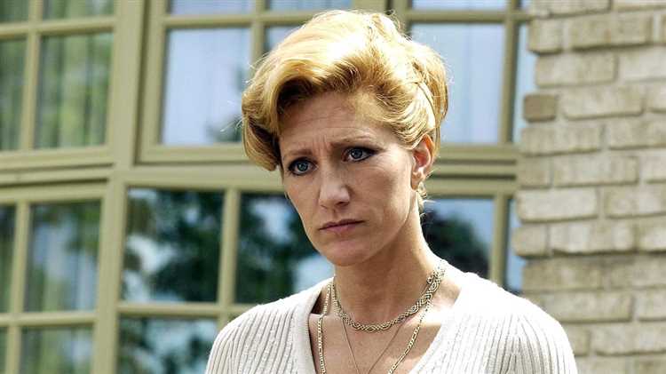 Edie Falco: Biography, Age, Height, Figure, Net Worth