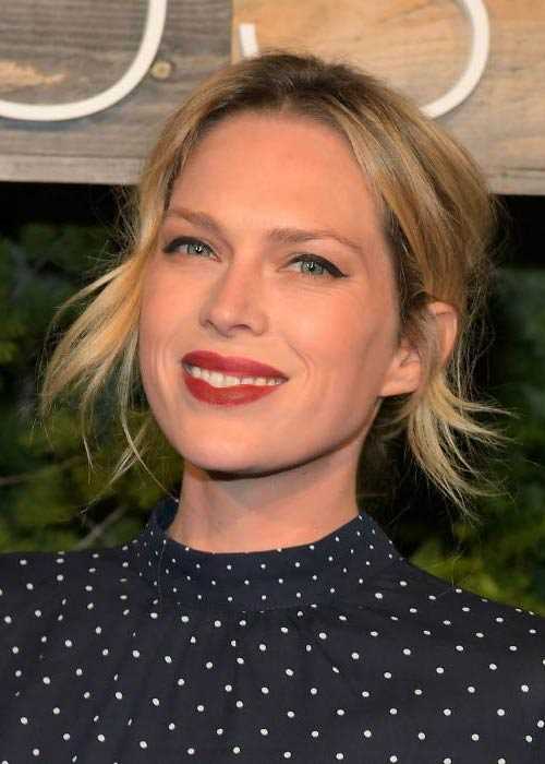 Erin Foster: Biography, Age, Height, Figure, Net Worth