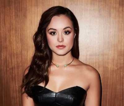 Hayley Orrantia: Biography, Age, Height, Figure, Net Worth