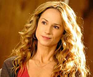 Holly Hunter's Achievements and Net Worth