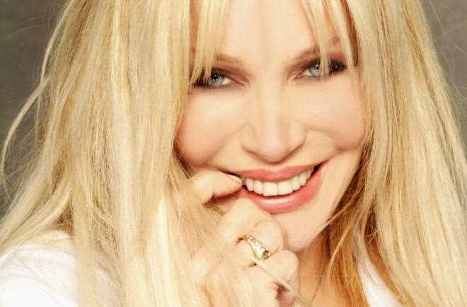 Ivana Spagna: Biography, Age, Height, Figure, Net Worth