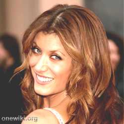  Early Life and Education of Kate Walsh 