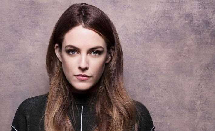 Keira Riley: Biography, Age, Height, Figure, Net Worth
